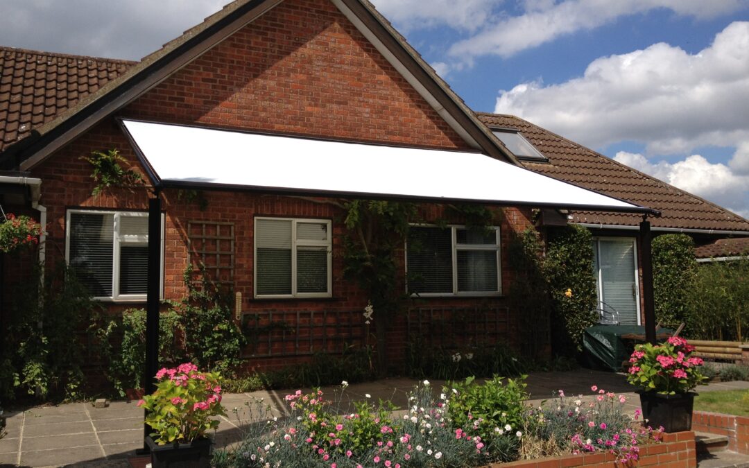 How to Maintain Awnings During the Winter Season